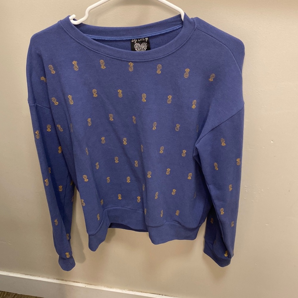 Long sleeve pineapple sweater